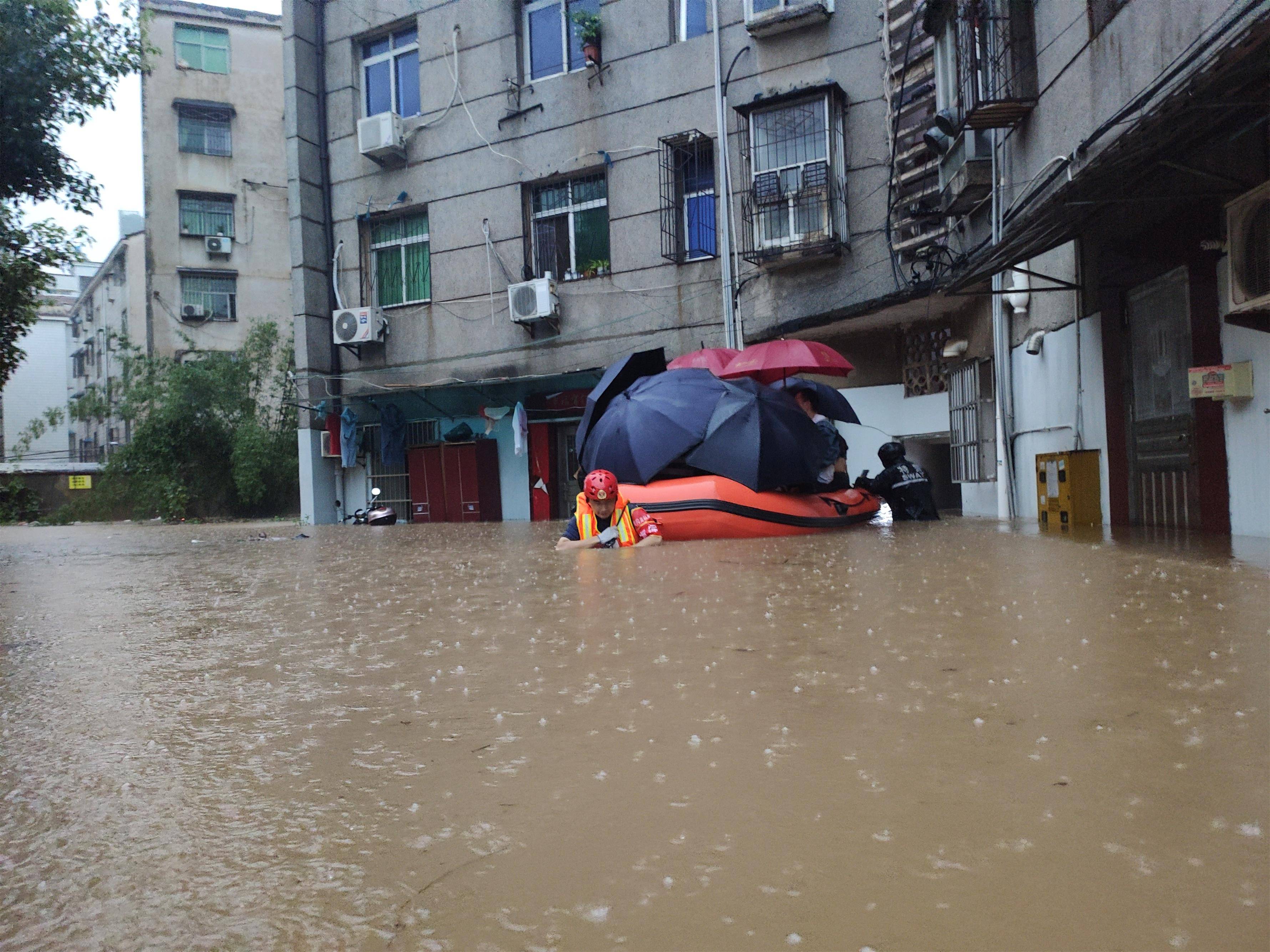 暴雨男主角死亡_北京暴雨 死亡_07年济南暴雨死亡真相