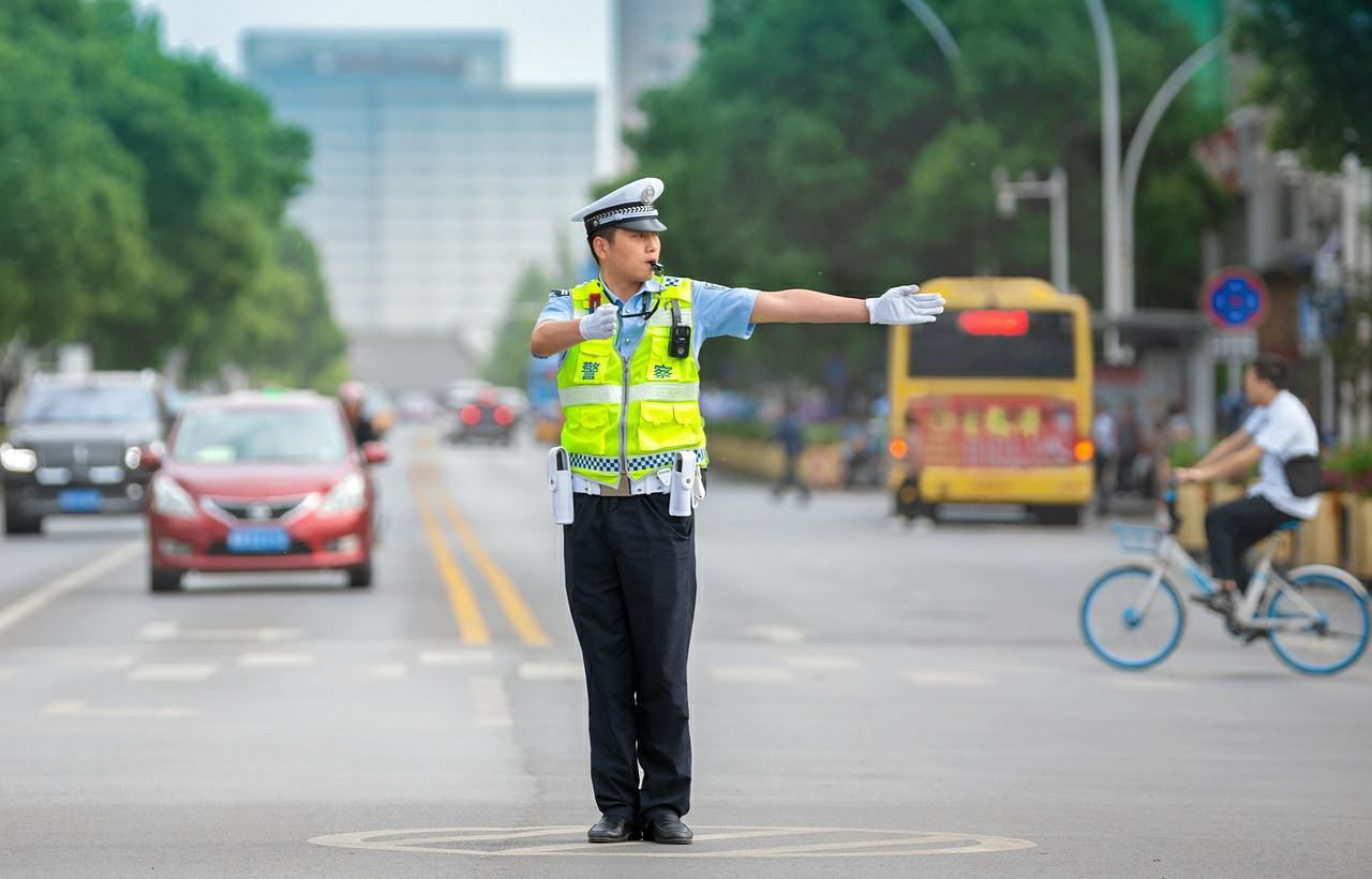 城市英雄_英雄城市是哪个城市_英雄城市有哪些