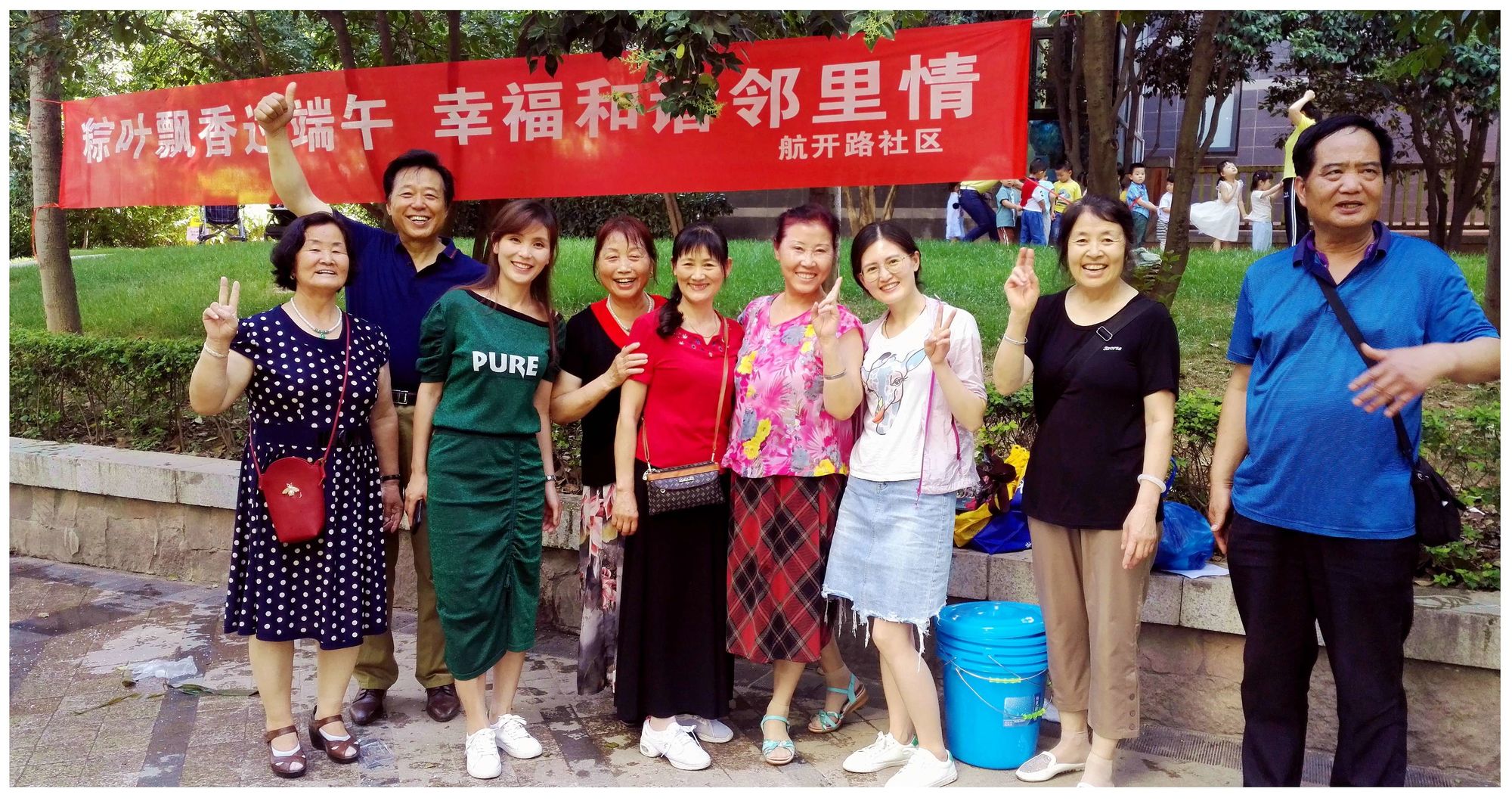 手机恶搞邻居游戏_恶搞邻居的单机游戏_一款恶搞邻居的游戏