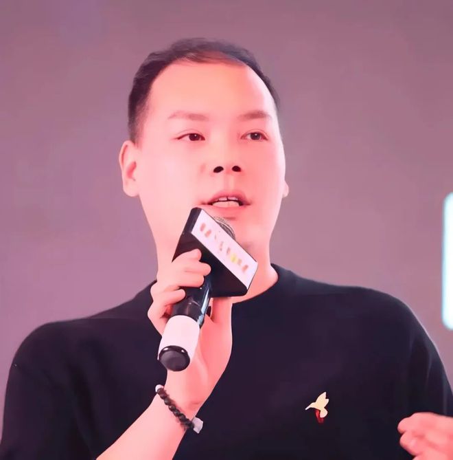 头条今日头条赚钱是真的吗_今日头条赚钱一天能赚多少_今日头条如何挣钱
