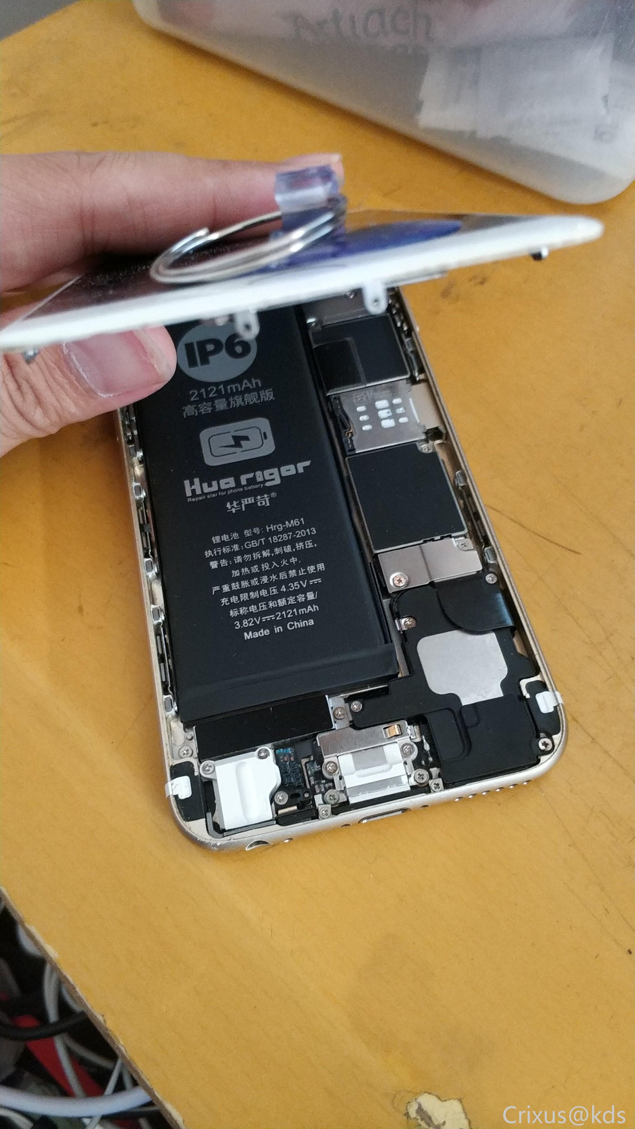 苹果手机玩游戏坏电池吗_坏电池苹果玩手机游戏会爆炸吗_苹果手机电池老化玩游戏会卡吗
